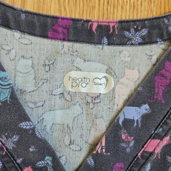 Scrub Top - Picture 3 of 4